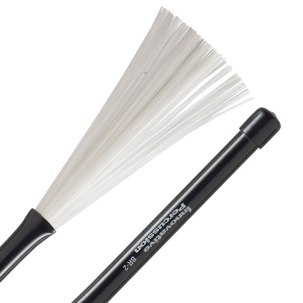 Visper Innovative Percussion BR-2, Retractable Nylon Brushes, Medium