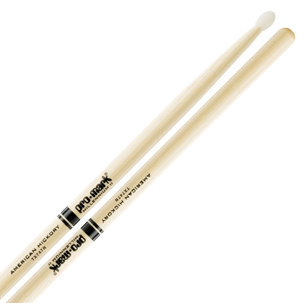 Trommestikker Pro-Mark American Hickory Lakk 747N Rock, TX747N, Nylon Tip