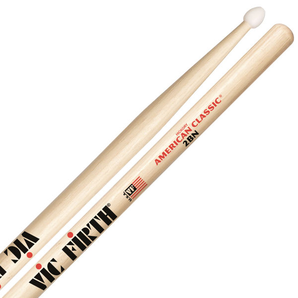 Trommestikker Vic Firth American Classic 2BN Hickory, Nylon Tip