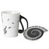 Krus med lokk / Mug And Lid (Vertical Music Staves)