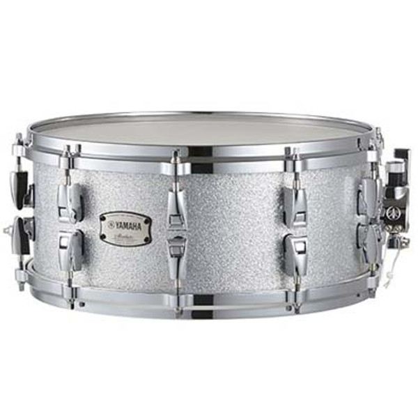 Skarptromme Yamaha Absolute Hybrid Maple AMS1460, 14x6, Silver Sparkle